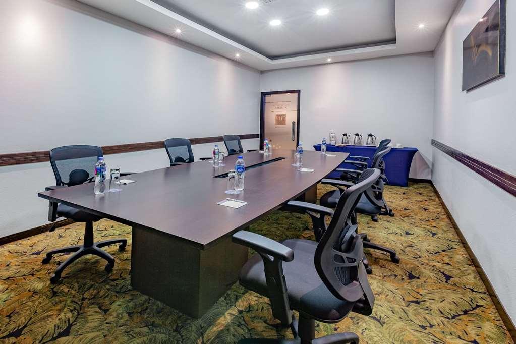 Tryp Guayaquil Facilidades foto